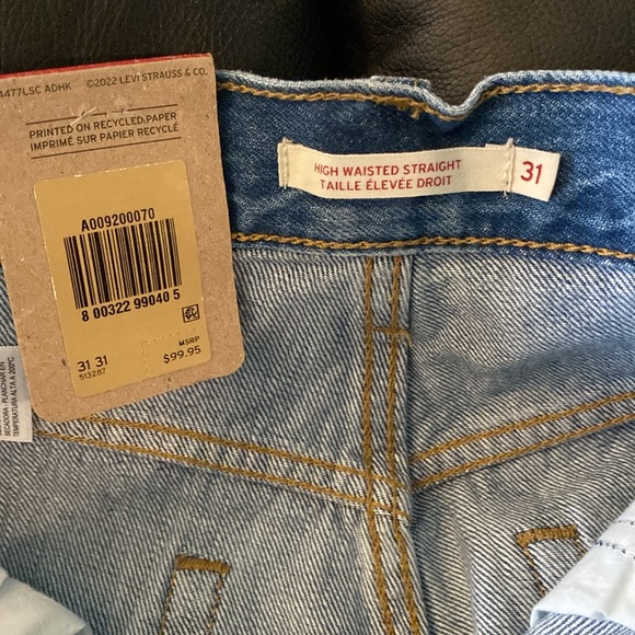 💙NWT: LEVI'S - High Waisted Straight Ripped Jean - Size 31 - Picture 8 of 14